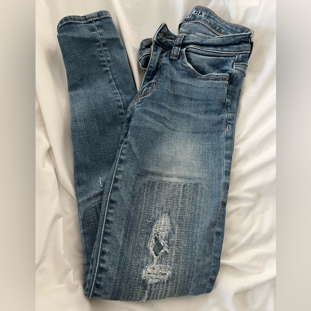 American Eagle Outfitters Blue Distressed Skinny Jeans